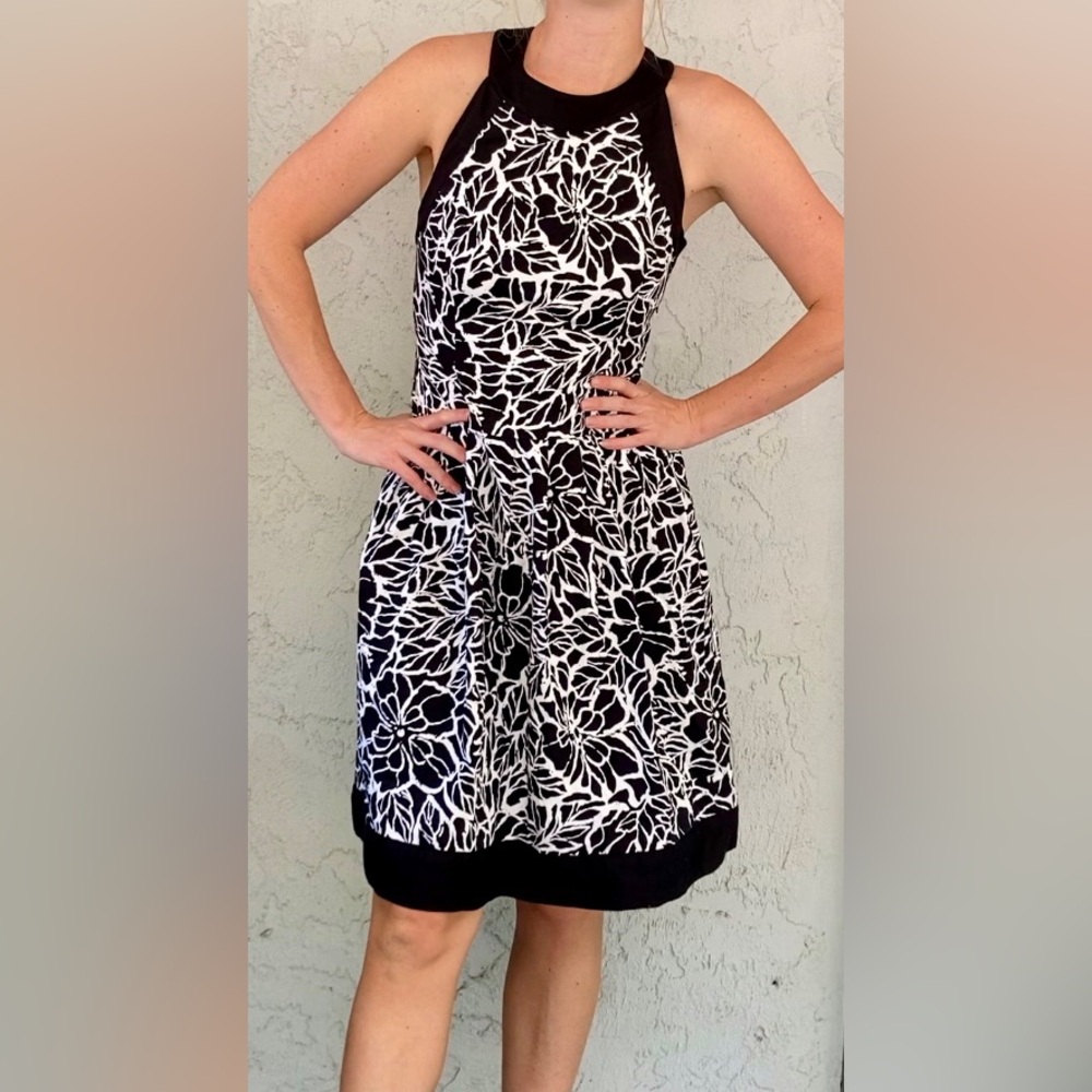 🔴⚪️🔵 Fourth of July SALE 
American Living Elegant High Neck Dress